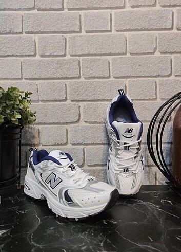 38 Beden beyaz Renk NEWBALANCE 530