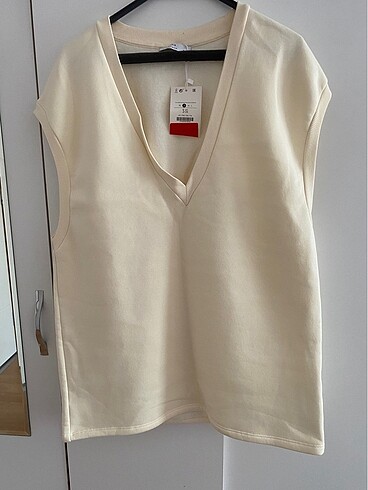 Bershka Krem süveter