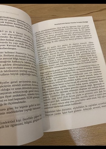 Aykut Bedük Karşılaştırmalı İşletme-Yönetim Terimleri Sözlüğü - Görsel 2