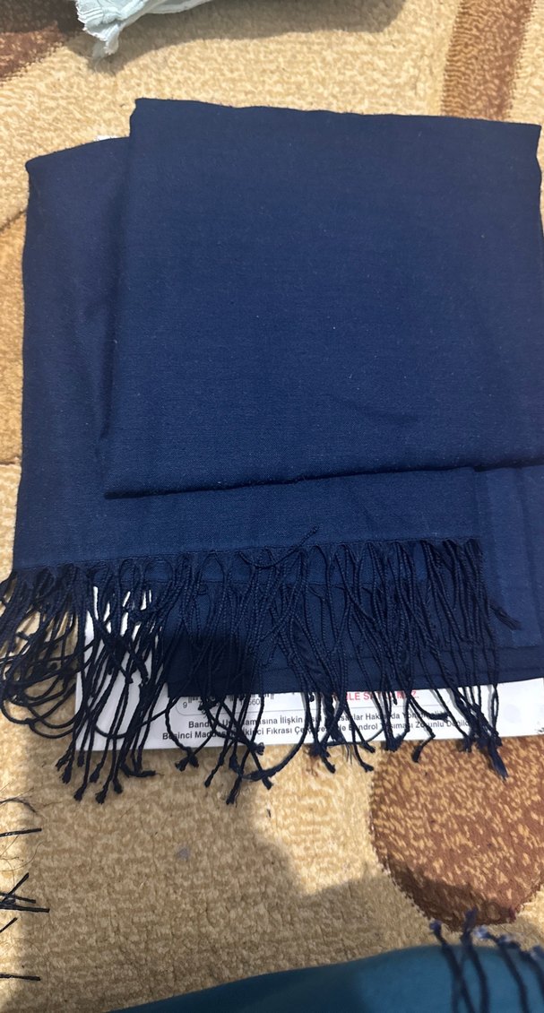 Kadın Lacivert Püsküllü İpek Şal - Görsel 2