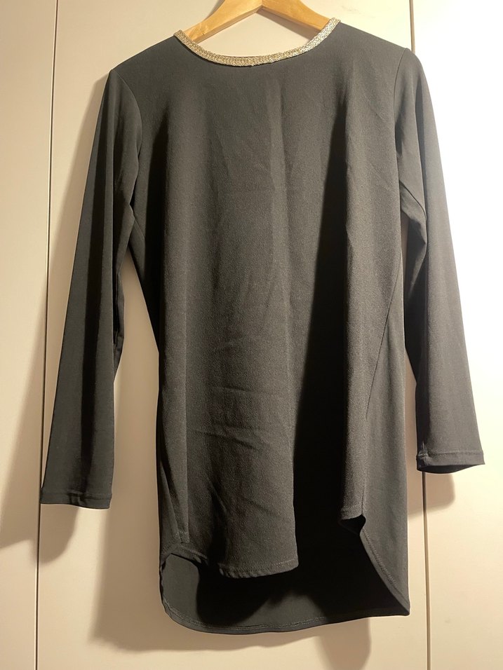 Siyah Dökümlü Uzun abaye - Görsel 3