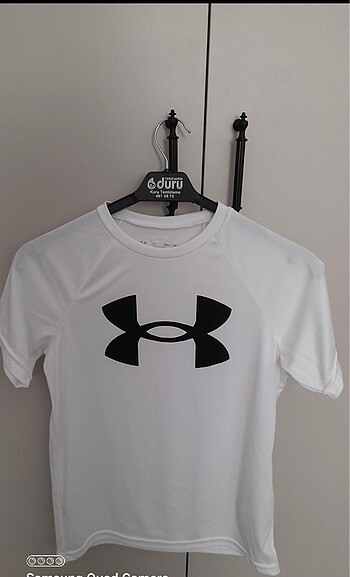 Under armour tişört