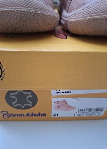Deichmann Deri 21 no bot