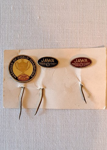 Eskilerden Jawa Motorsiklet Rozetleri