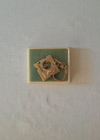 Kutusunda Eti Bank 50.Yıl Anahtarlık - Görsel 2