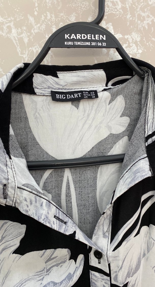 Düğmeli Siyah Gri Çiçekli Uzun Elbise - Görsel 5