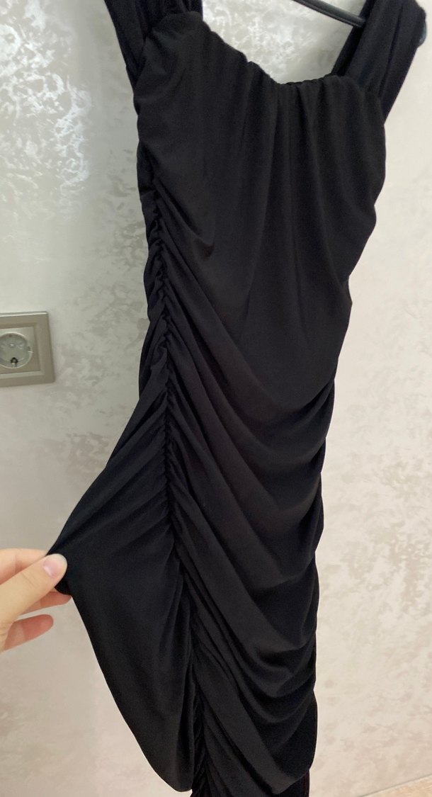 Siyah Drapeli Uzun Siyah Kadın Elbise - Görsel 3