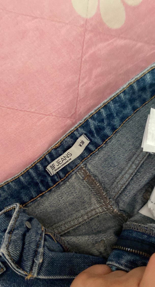 Kadın Mavi Yırtık Salaş Jean - Görsel 3