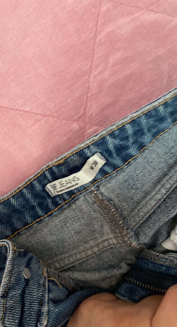 Kadın Mavi Yırtık Salaş Jean - Görsel 4