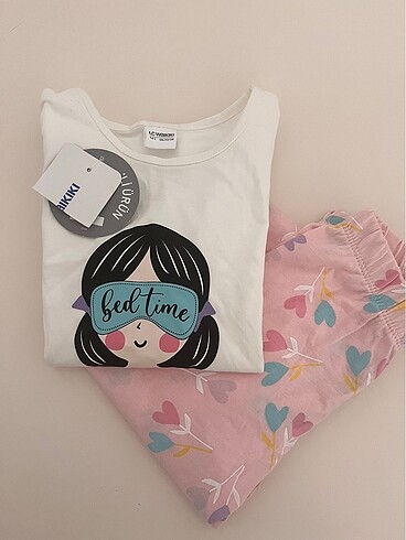 4 Yaş Beden LCW kız çocuk pijama takımı
