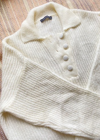 Düğmeli Beyaz Triko Kadın Kazak - Görsel 2