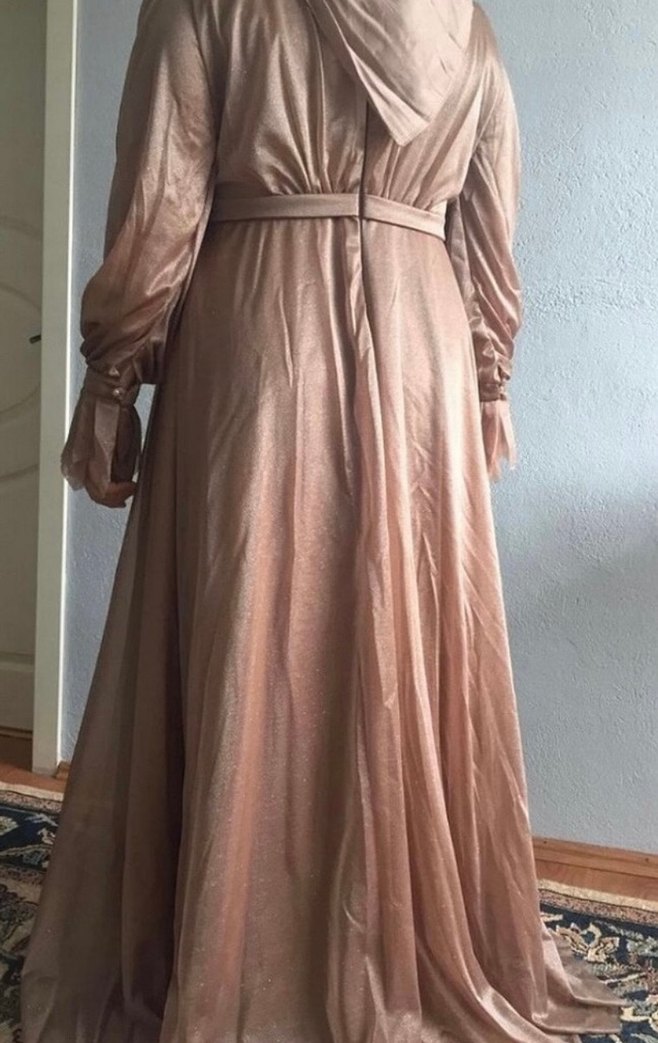 Uzun Kollu V Yaka Drapeli Bej Abiye Elbise - Görsel 3