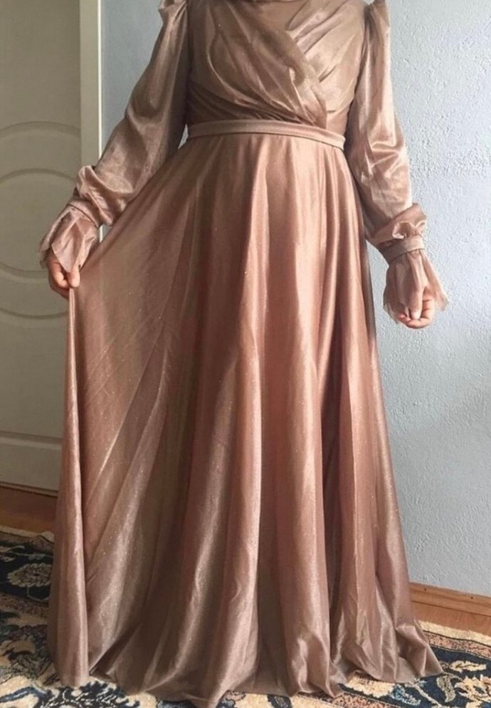 Uzun Kollu V Yaka Drapeli Bej Abiye Elbise - Görsel 2