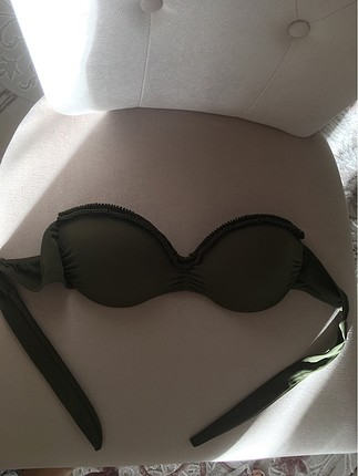 Haki yeşil bikini üstü