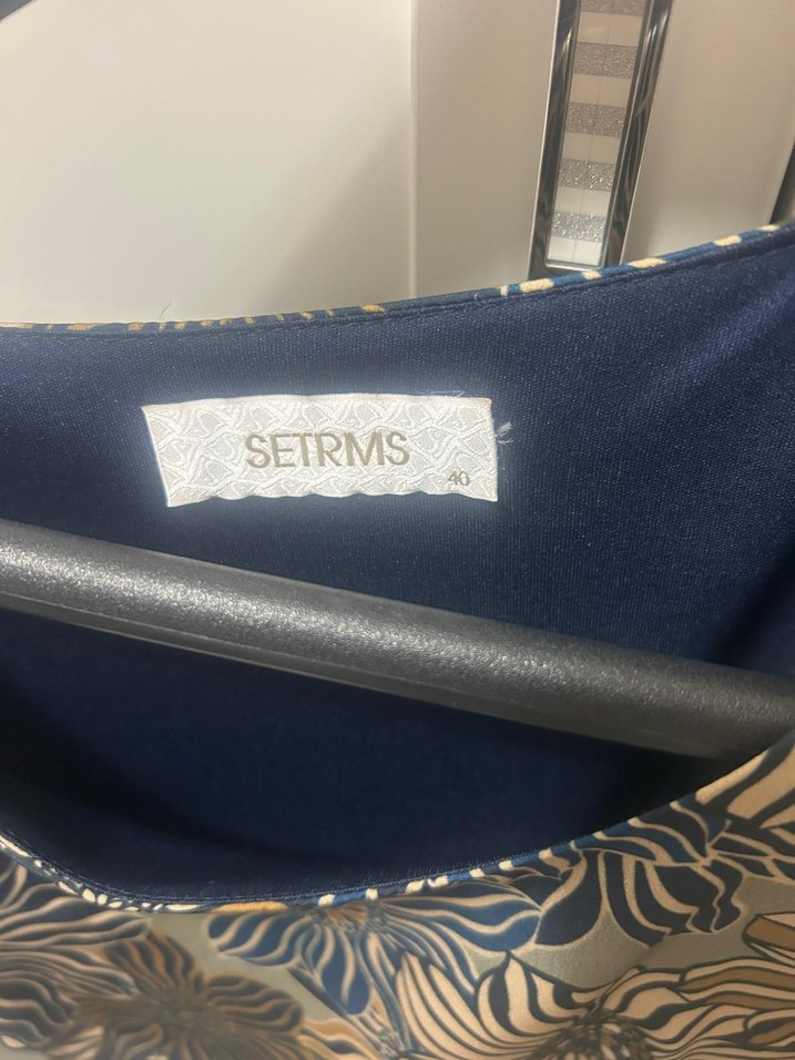 Bohem Tarzı Uzun Çiçekli Elbise - Görsel 3