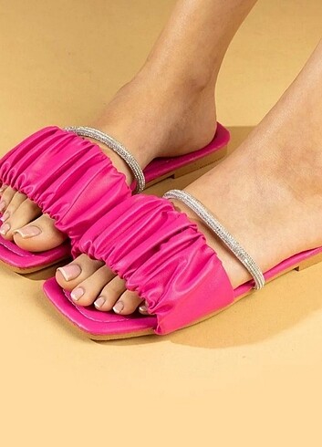 Pembe terlik
