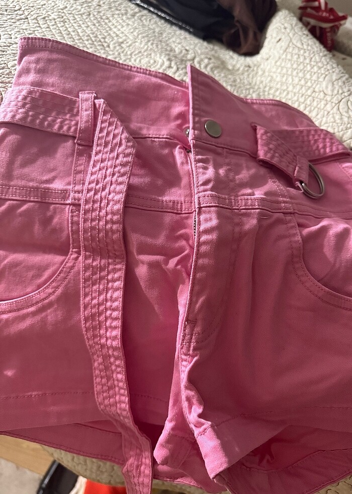 Pembe şort - Görsel 3