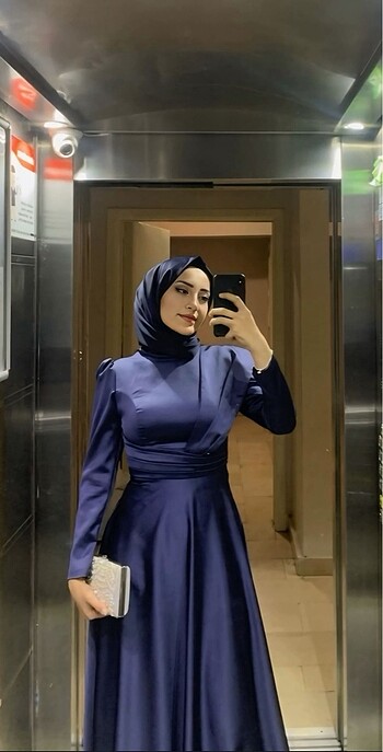 Saten elbise