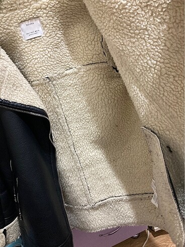 s Beden Bershka mont
