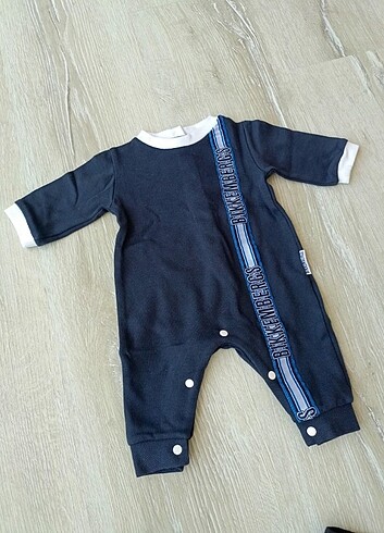 3 Ay Beden lacivert Renk BİKKEMBERGS BEBEK TULUM