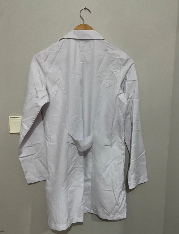 Düğmeli Beyaz önlük - Görsel 2