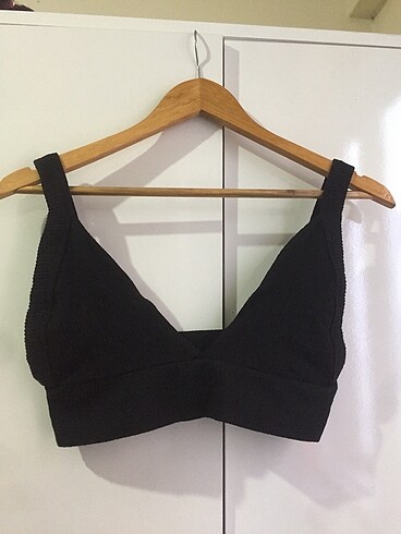 urban outfitters siyah crop