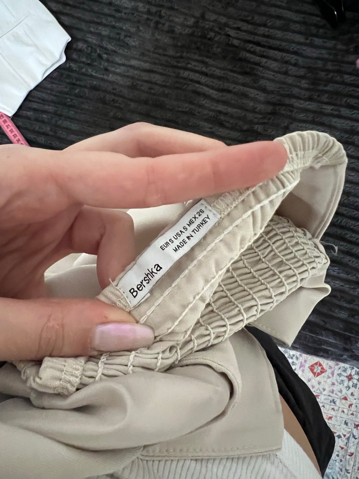 Bershka Düğmeli Ekru Straplez Bustiyer - Görsel 3