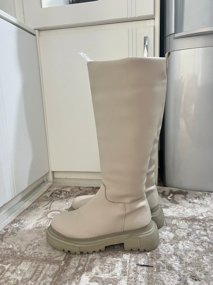 Bej kalın tabanlı çizme - Görsel 4