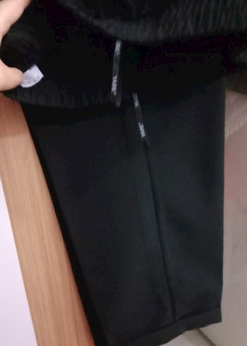 Siyah Fermuarlı pantalon - Görsel 3