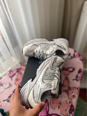 37 Beden beyaz Renk New balance
