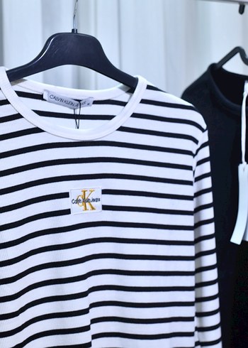 Calvin Klein Uzun Kollu Çizgili Beyaz Kadın Tişört
