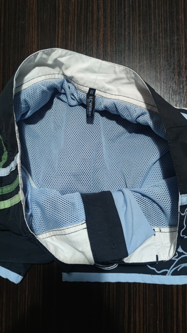 LC Waikiki Deniz Şortu - Görsel 5