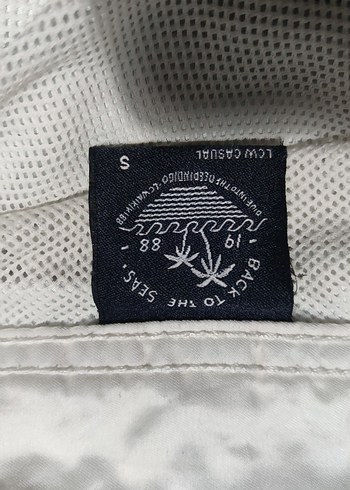 LC Waikiki Deniz Şortu - Görsel 6