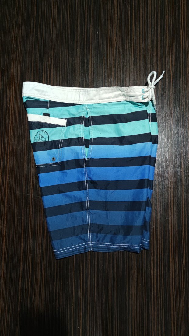 LC Waikiki Deniz Şortu - Görsel 2