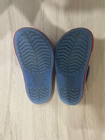 27 Beden mavi Renk CROCS TERLİK.