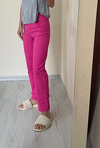 Diğer ETİKETLİ PANTOLON.