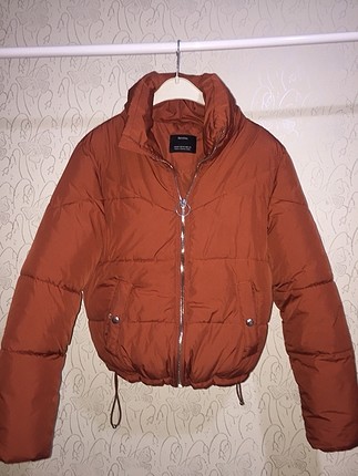 Bershka mont