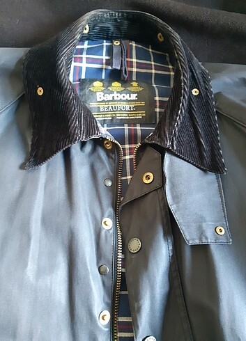 BARBOUR -A150 BEAUFORT WAX COTTON JACKET