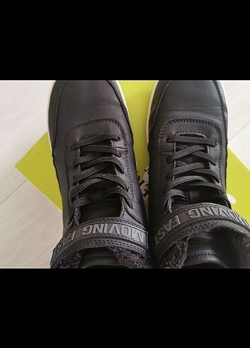39 Beden siyah Renk H&M SPOR AYAKKABI