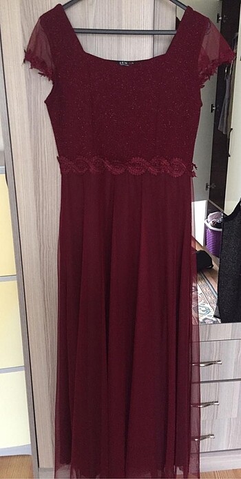 Trendyol & Milla Bordo abiye