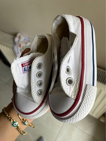 Bebek converse