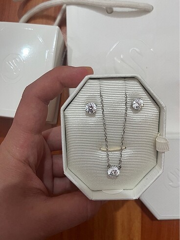 Beden swarovski kolye seti
