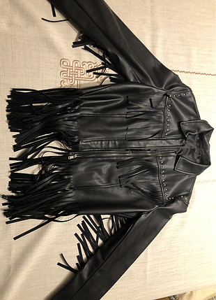 m Beden Bershka deri ceket