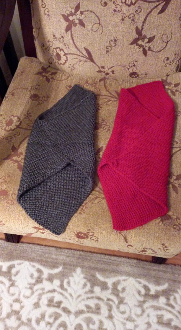 Gri ve kirmizı Kadın Örgü Atkı - Görsel 3