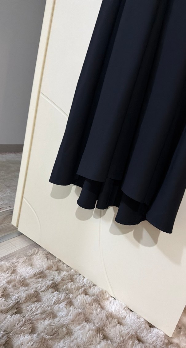 Siyah Piliseli Kadın Uzun Elbise - Görsel 3