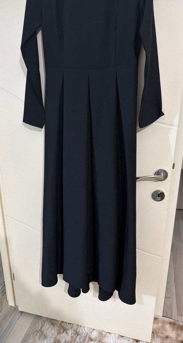 Siyah Piliseli Kadın Uzun Elbise - Görsel 2