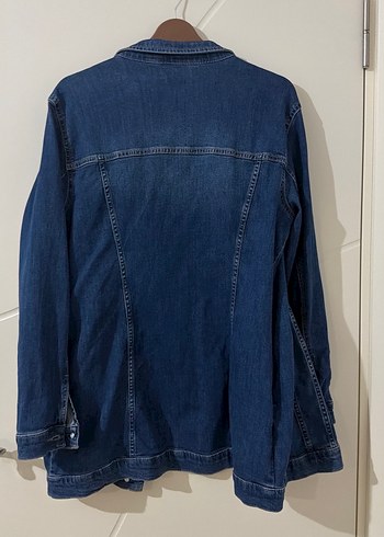 Kadın Mavi Düğmeli Normal Boy Denim Ceket - Görsel 3