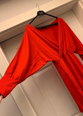 Kırmızı V Yaka Drapeli Triko Elbise - Görsel 2