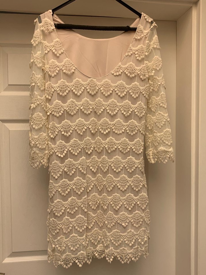 Uzun Kollu Dantel Detaylı Midi Triko Elbise - Görsel 4