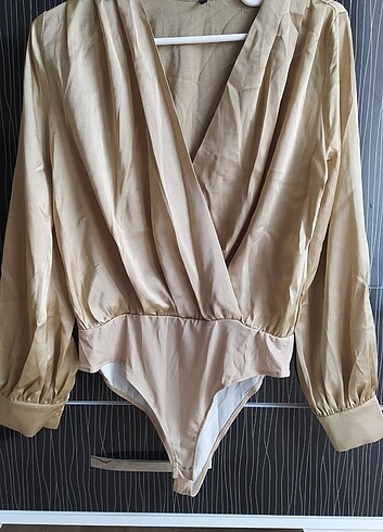 36 Beden camel Renk Mint Saten Kruvaze Yaka Çıtçıtlı Body
